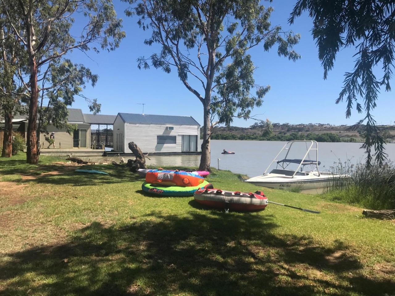 Murray Bridge Riverview Cabin Apartment Exterior photo